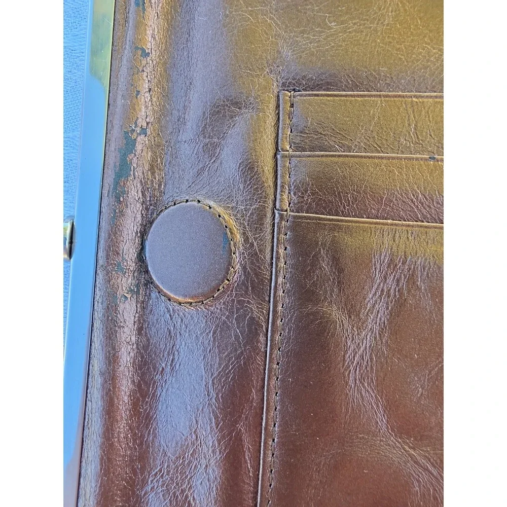 HOBO quality metallic closure